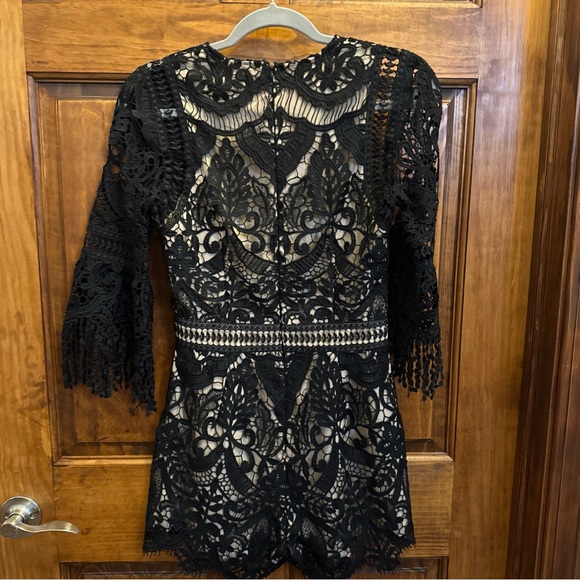 Saylor Black Lace Fully Lined Romper S - Picture 4 of 11